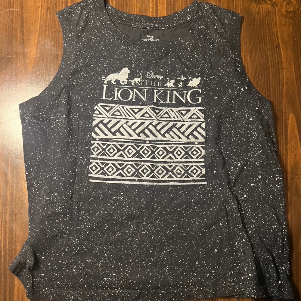 Disney The Lion King Black and White Speckled Tee